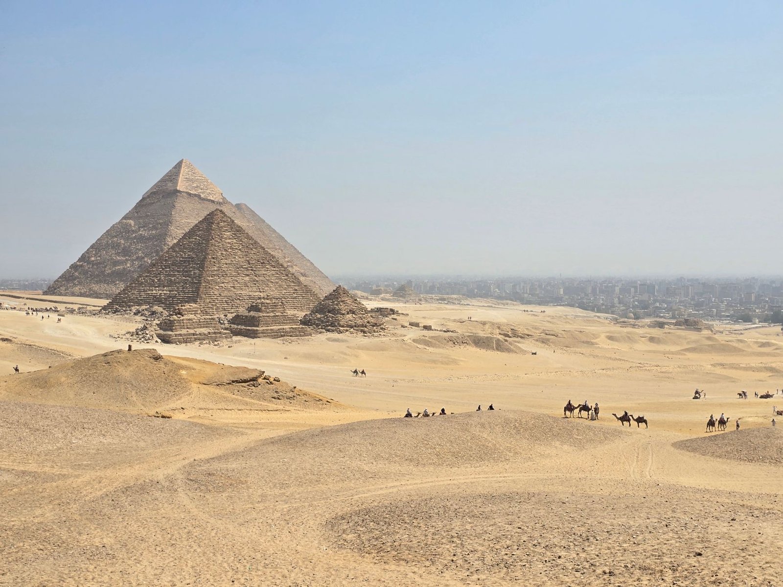 أهرامات الجيزة وأبو الهول ومنف وسقارة